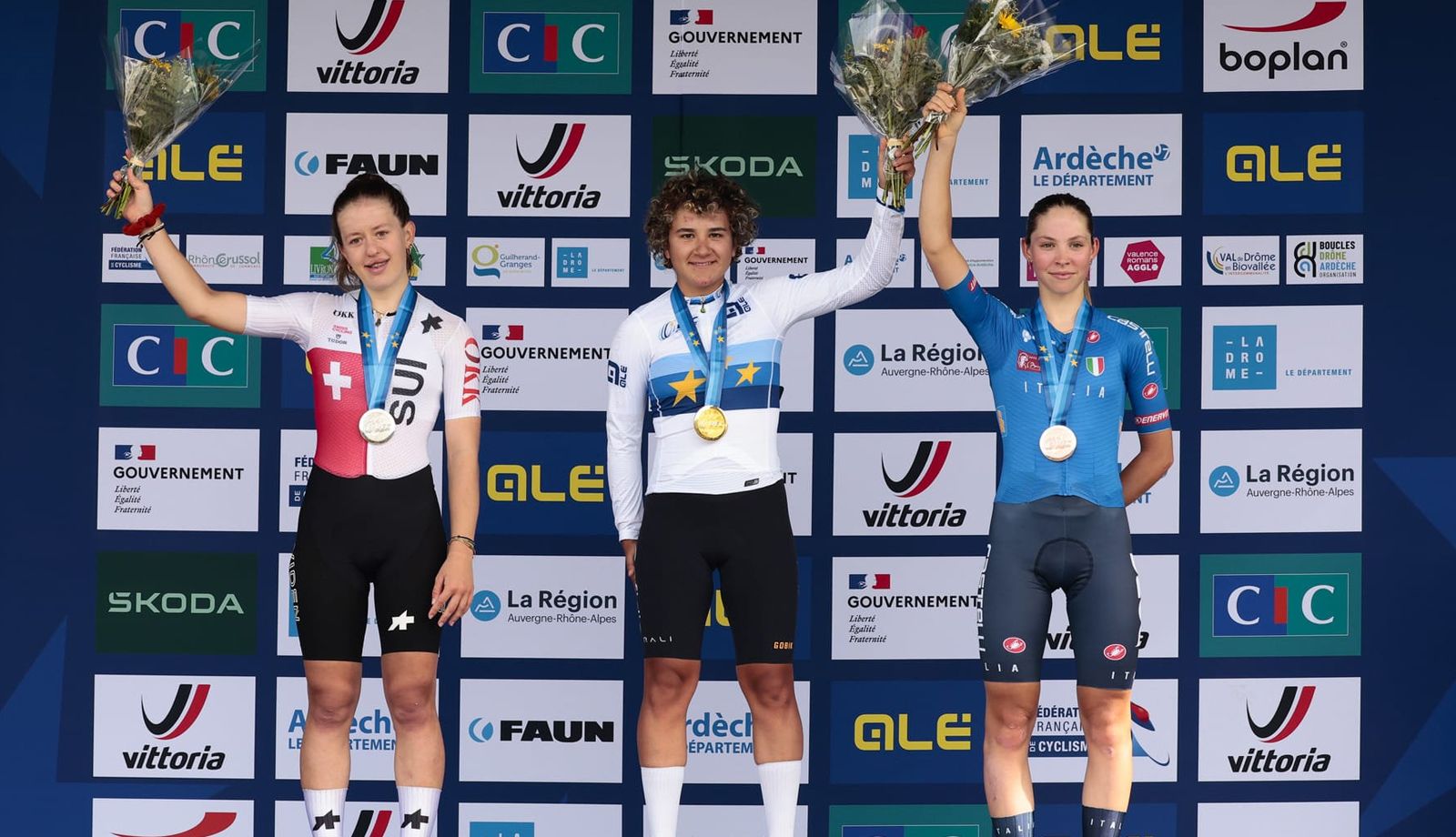 Doblete europeo de Paula Ostiz
