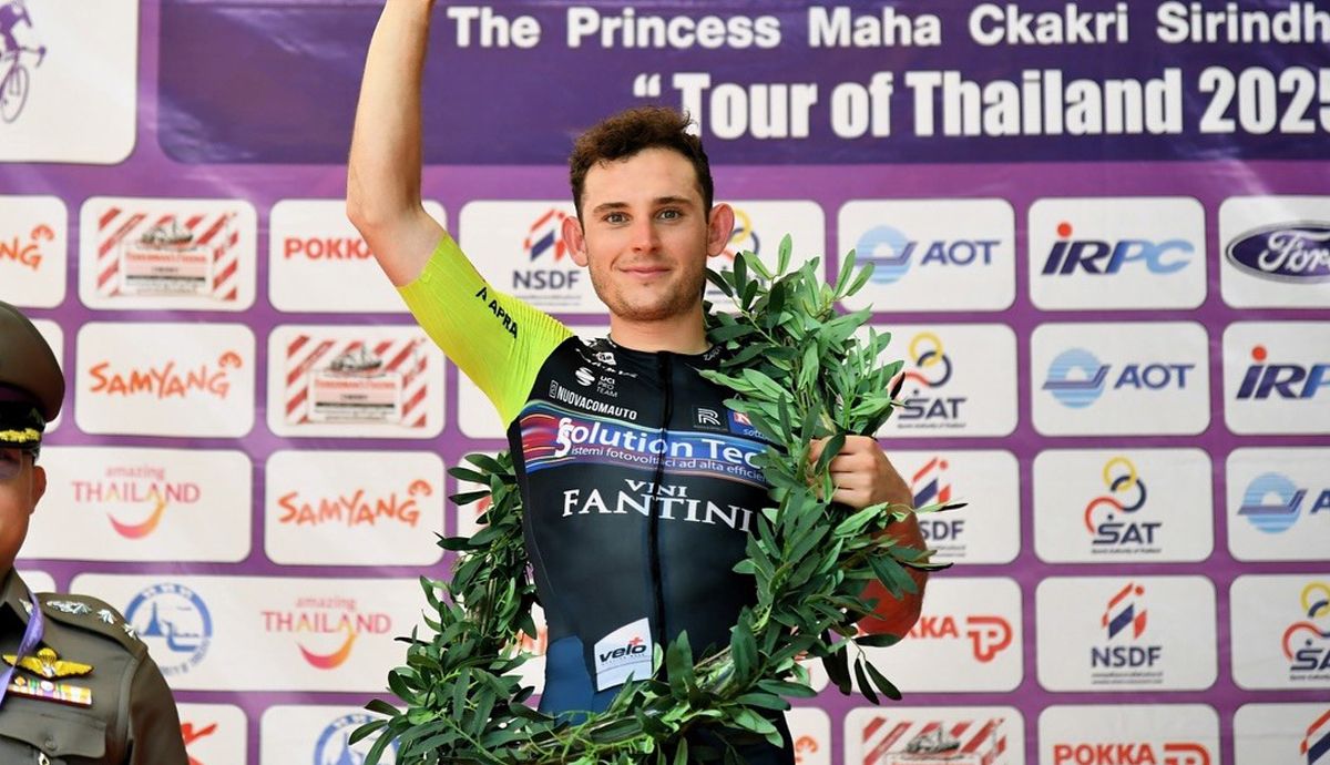 Quartucci, en el podio tras su victoria en el Tour de Tailandia