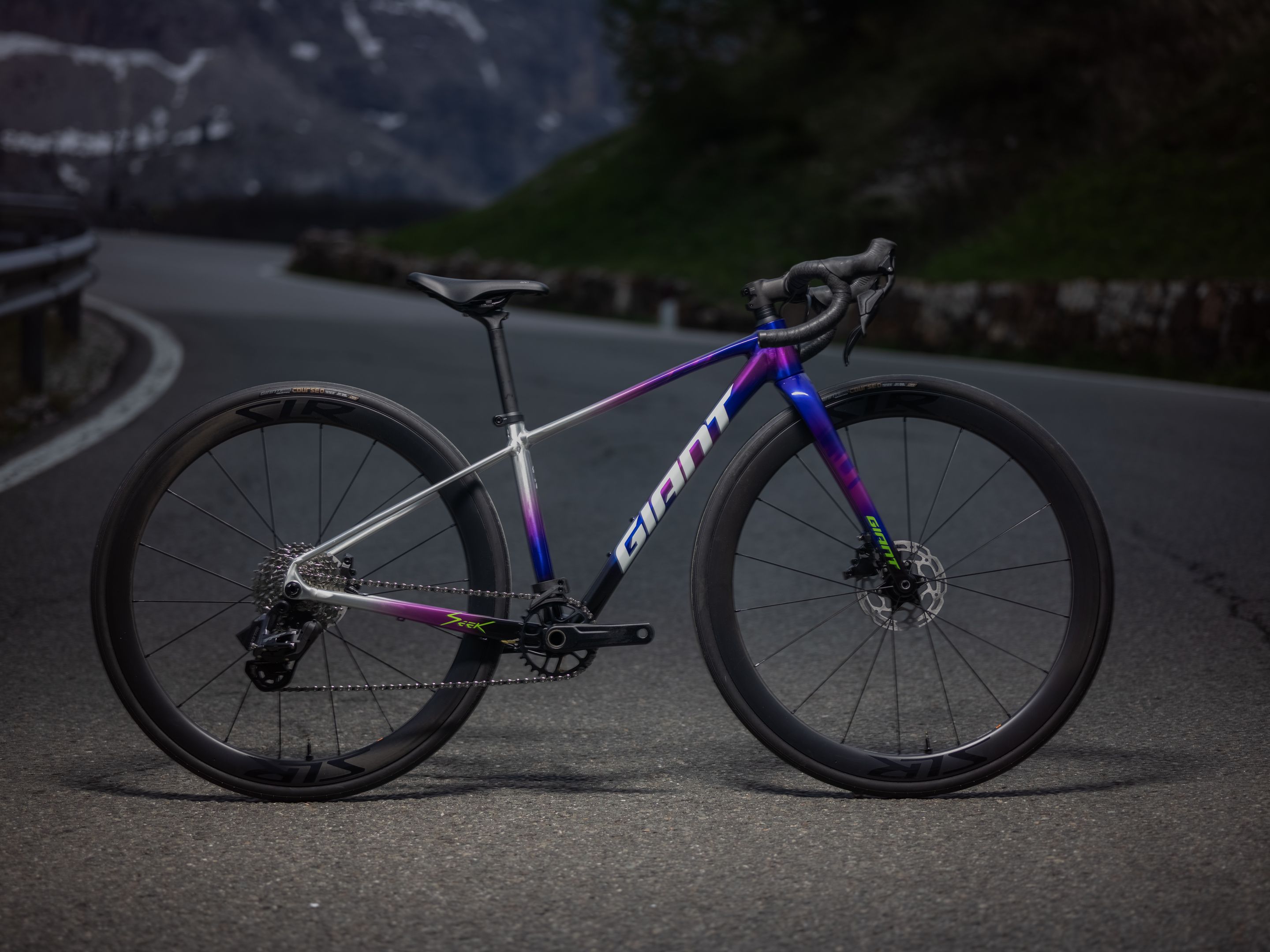 GIANT SEEK 1 PurpleStorm Product WebRes 20 GIANT SEEK 1 PurpleStorm Product WebRes 20