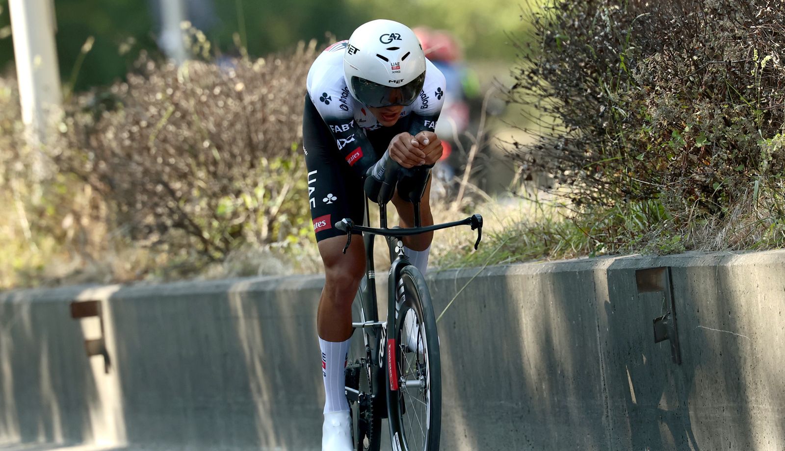 Isaac del Toro en la contrarreloj del pasado Giro de Italia en Tirana Isaac del Toro en la contrarreloj del pasado Giro de Italia en Tirana