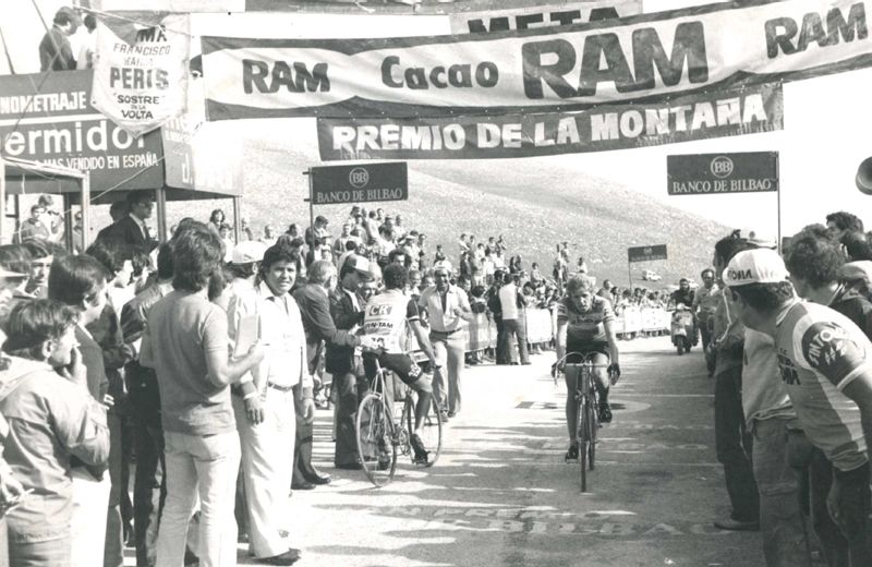 Imagen de la llegada al Coll de Pal en la edición de 1979 Imagen de la llegada al Coll de Pal en la edición de 1979