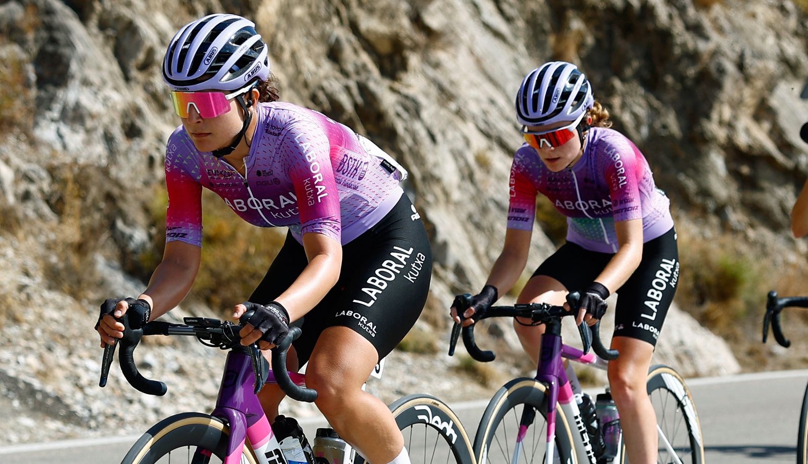 Idoia Eraso y Naia Amondarain renuevan con LABORAL Kutxa-Euskadi hasta 2027