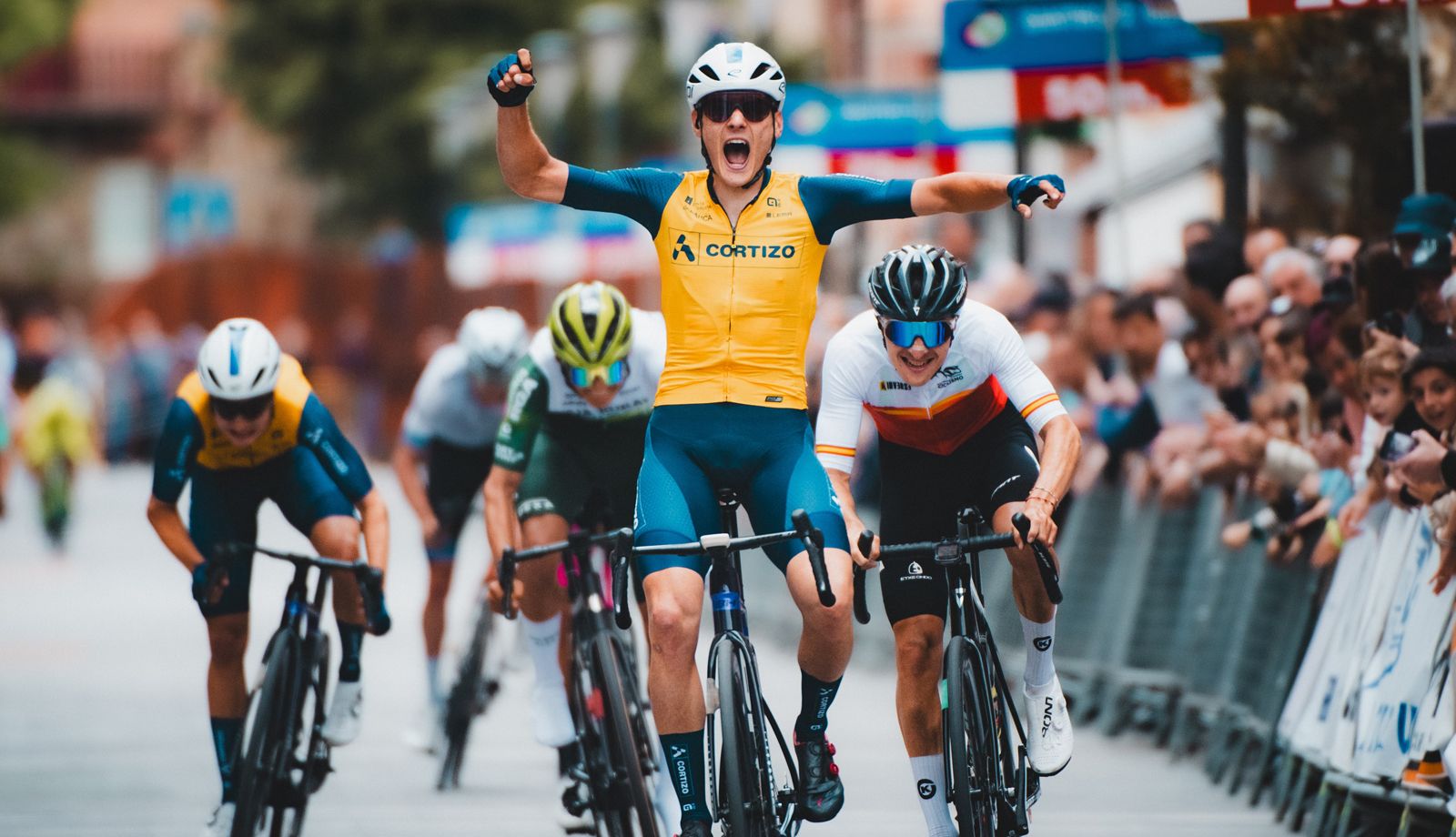 Martín Rey se hace con la victoria en la Santikutz Klasika