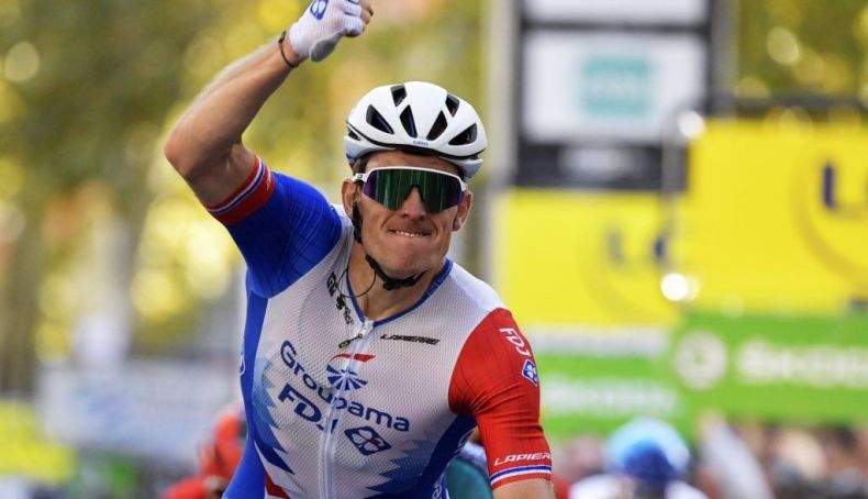 arnaud de mare gana la pari s tours por segundo an o consecutivo 2 790x454