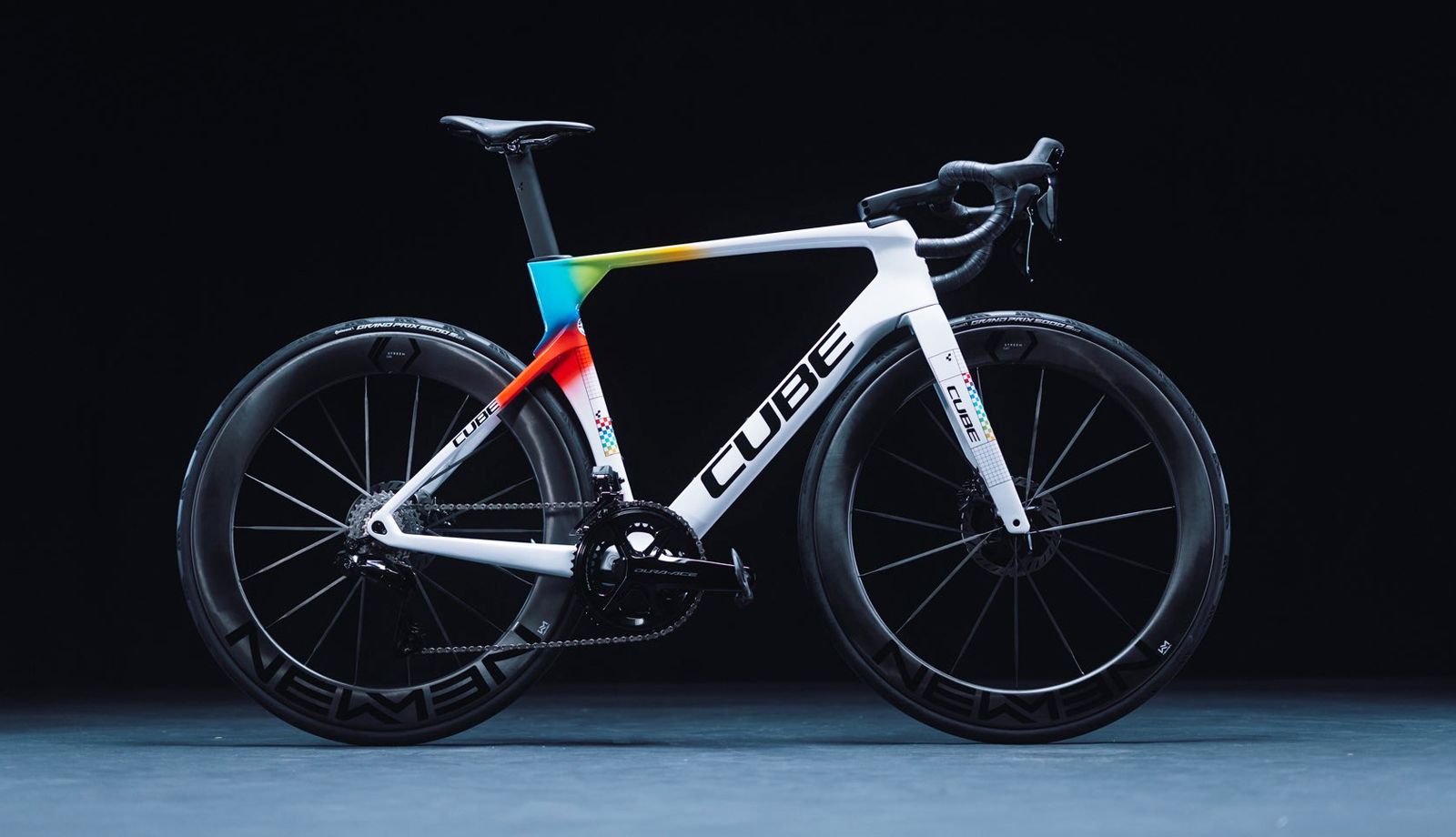 El Team TotalEnergies correrá a partir de 2026 con bicicletas CUBE