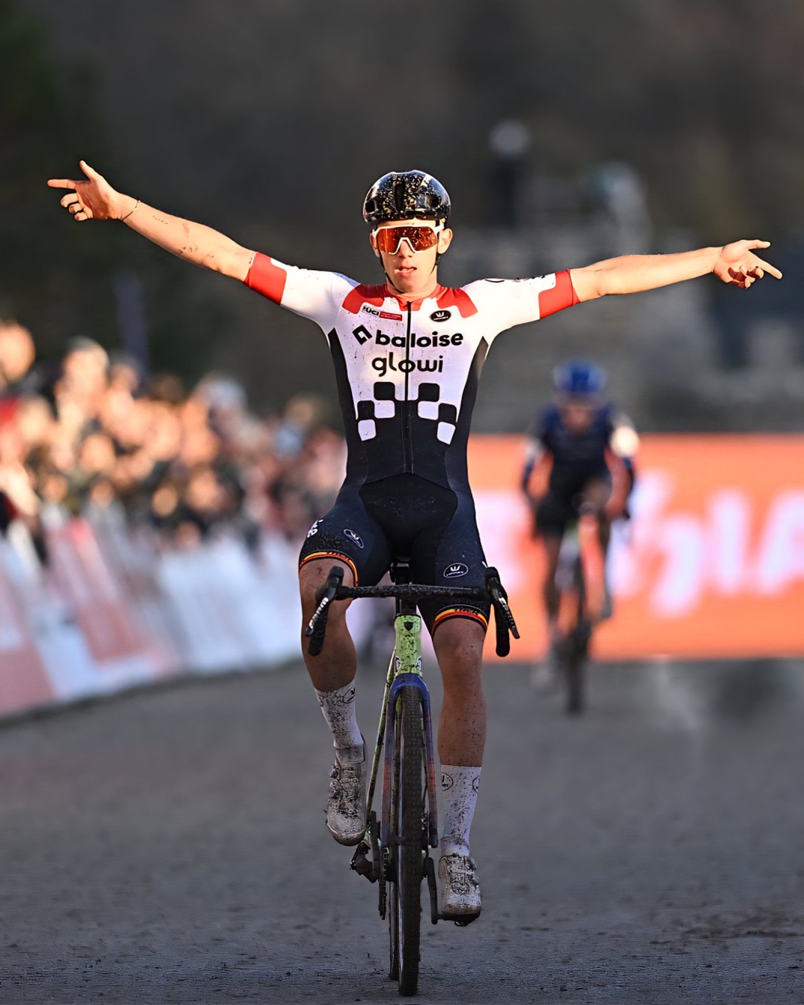 Thibau Nys sigue de dulce: segunda jornada de la Copa del Mundo de Ciclocross y segunda victoria 