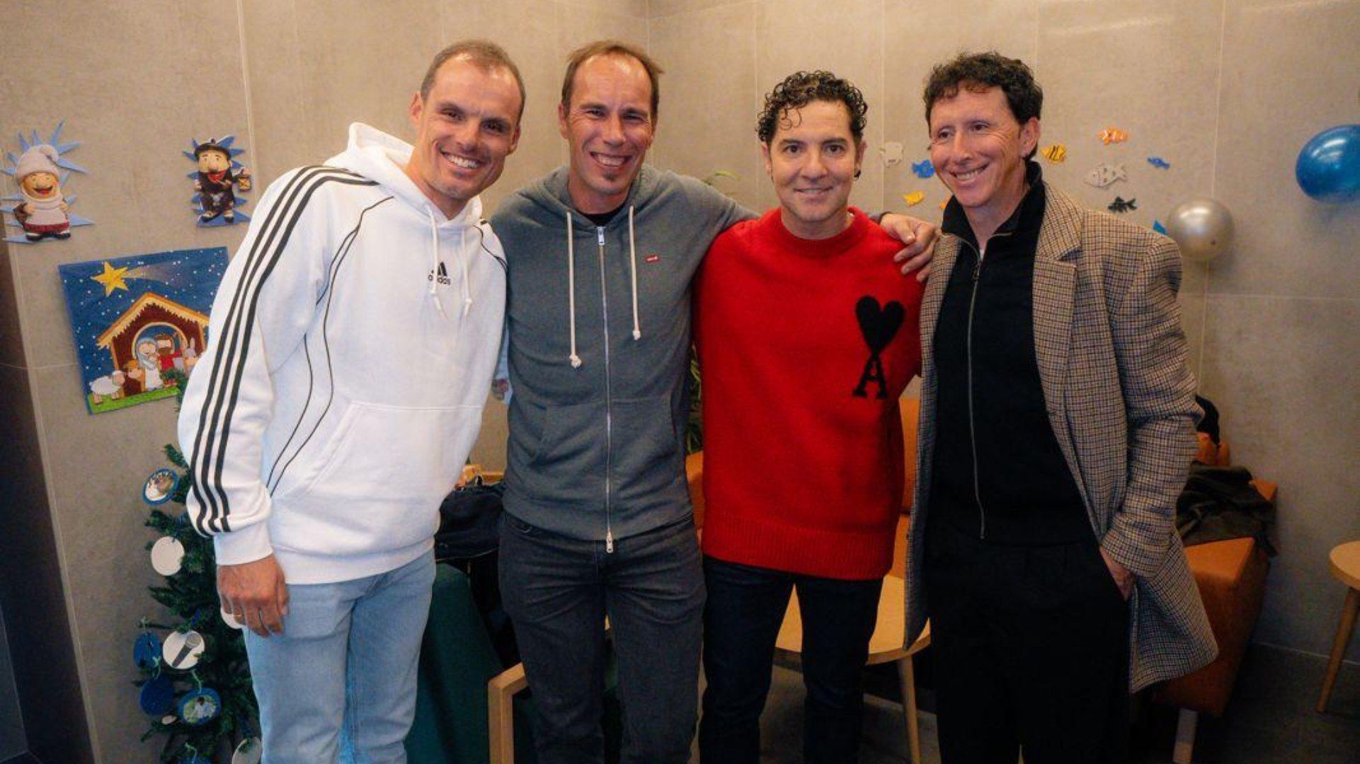 David Bisbal y leyendas del ciclismo se unen en Bilbao