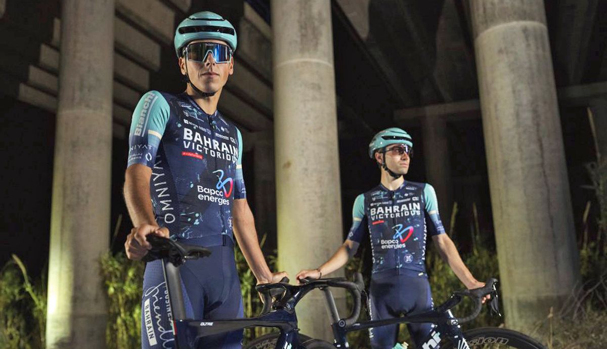 Bahrain Victorious se pasa al azul en su renovada imagen para 2026