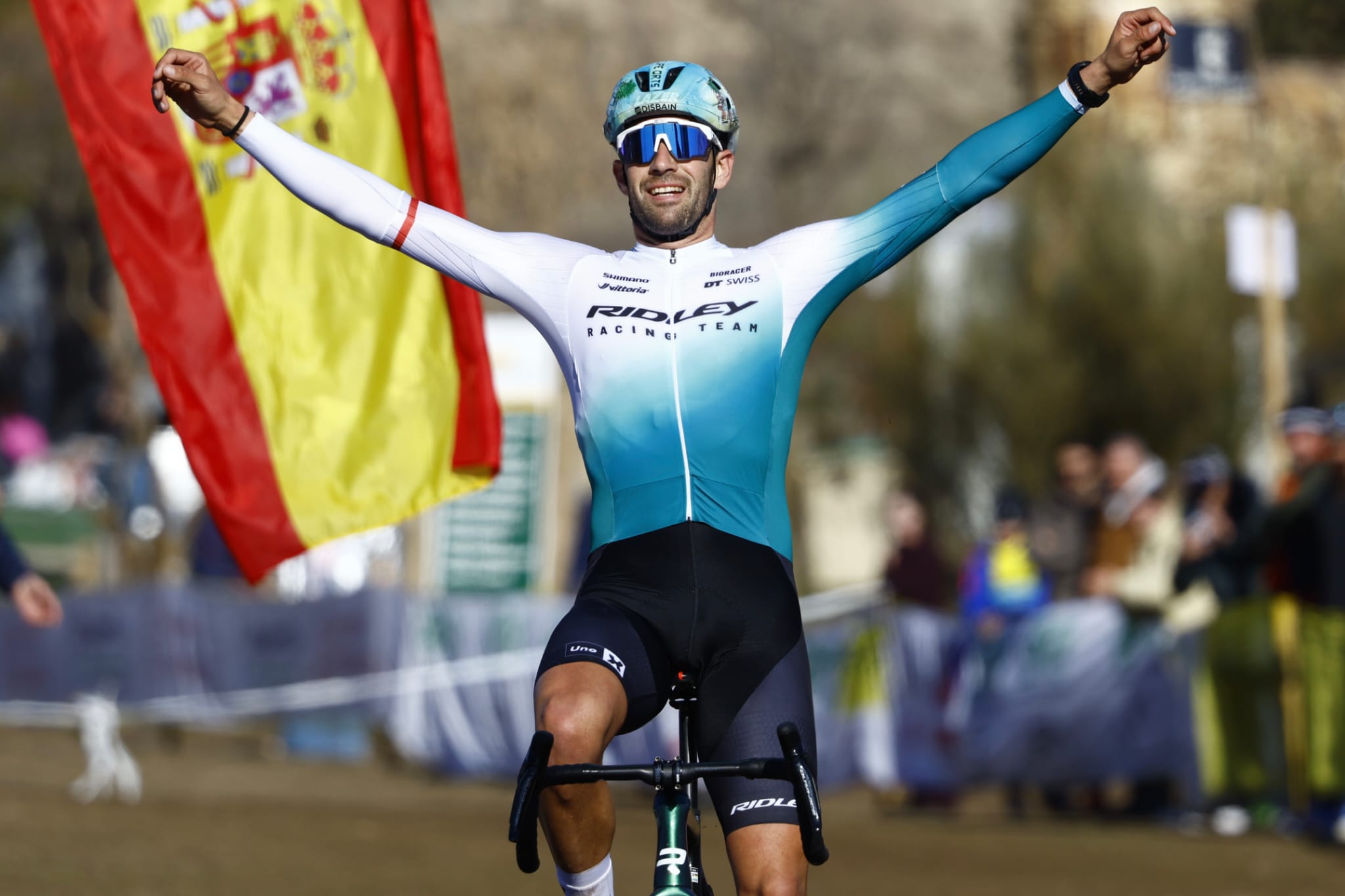 Felipe Orts y Sofía Rodríguez revalidan sus títulos en el Campeonato de España de Ciclocross