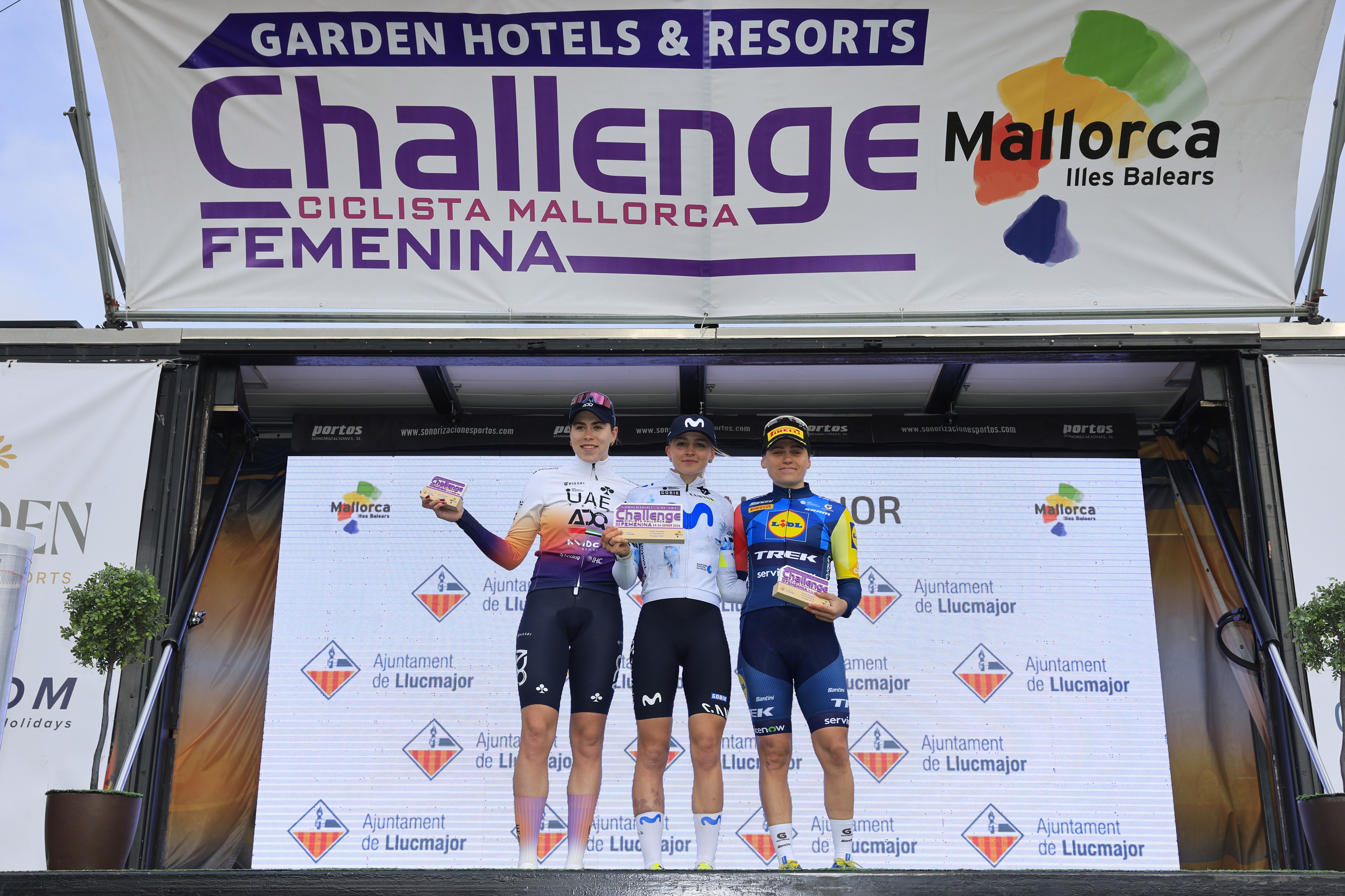 Cat Ferguson le brinda a Movistar la primera alegría de la temporada en el Trofeo Llucmajor 