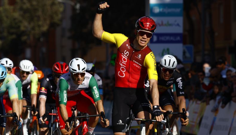 sprintcyclingagency 0886990 1 originali 2 790x454