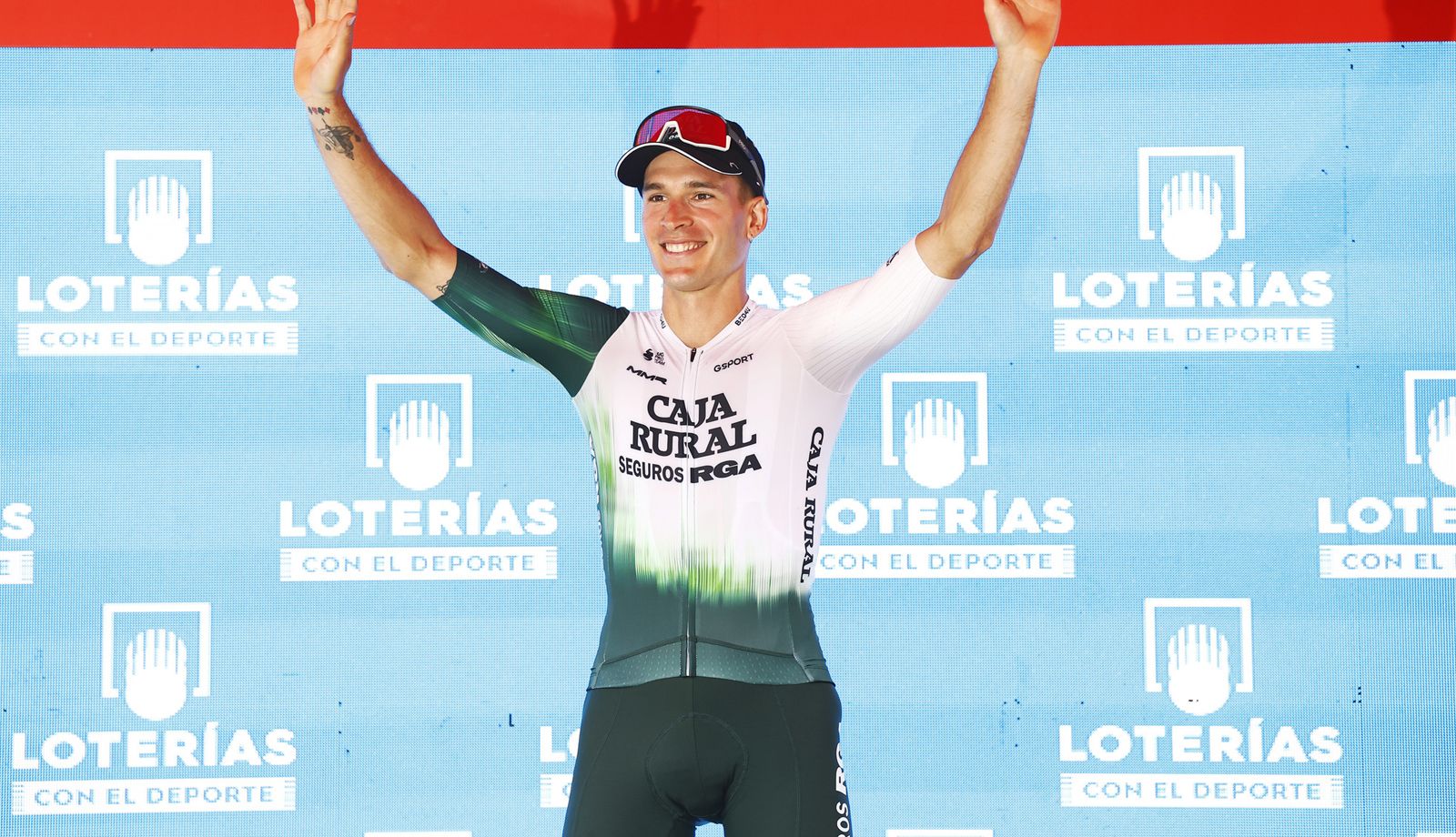 Joel Nicolau, en el podio de la pasada Vuelta a España. Foto: Luis Ángel Gómez (Sprint Cycling Agency)