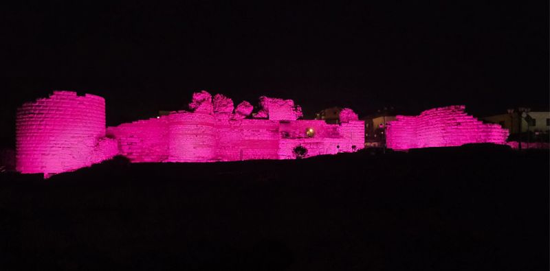 Las murallas del casco antiguo de Nessebar, donde la Corsa Rosa partirá el 8 de mayo
