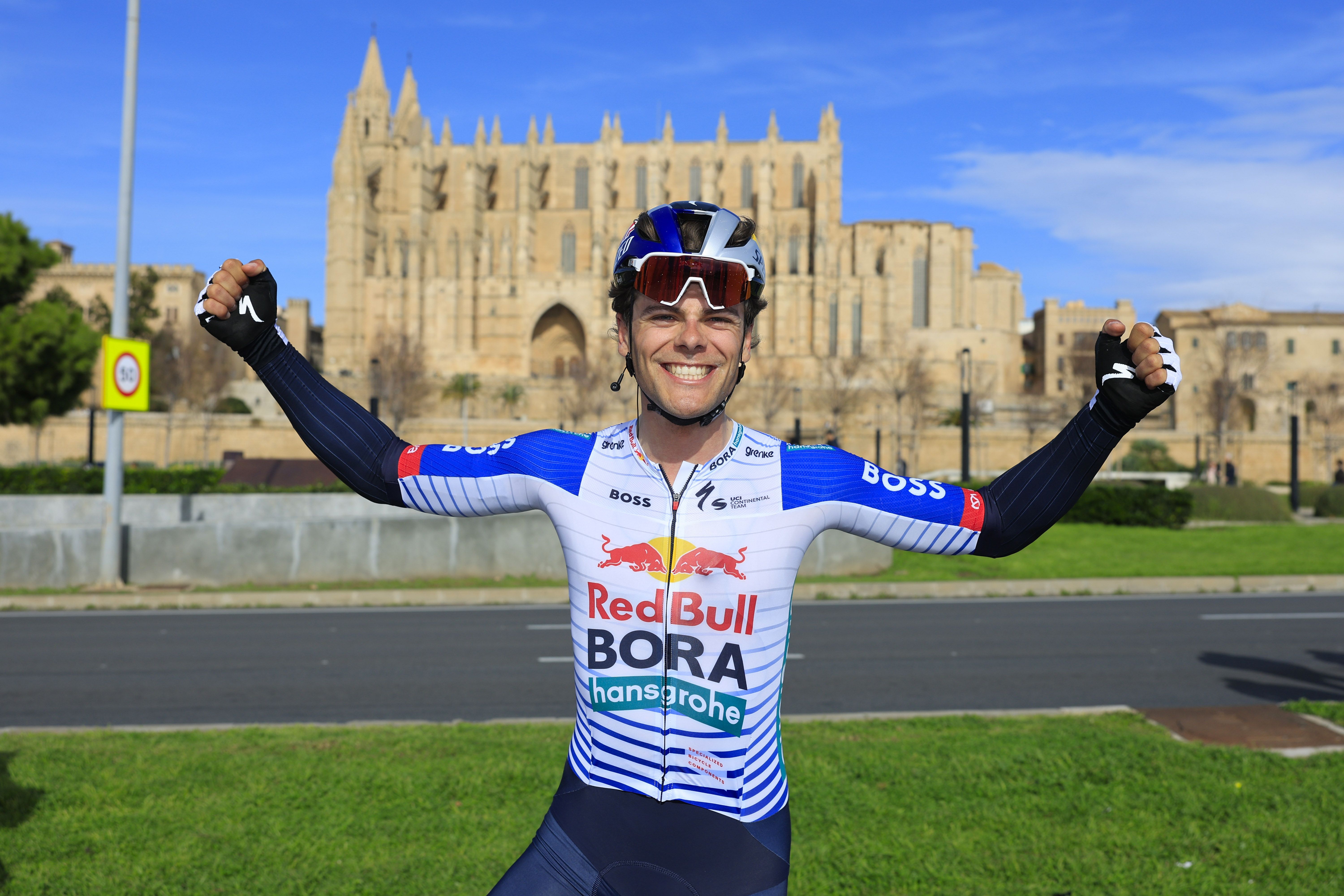Red Bull - Bora tiraniza la Challenge de Mallorca: Arne Marit coge el testigo de Evenepoel en Palma