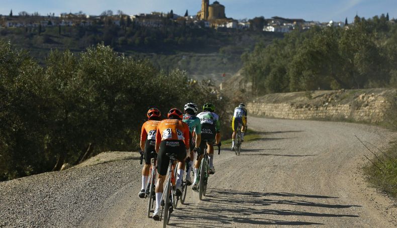 las lluvias obligan a modificar el recorrido de la clasica jaen paraiso interior 2 790x454