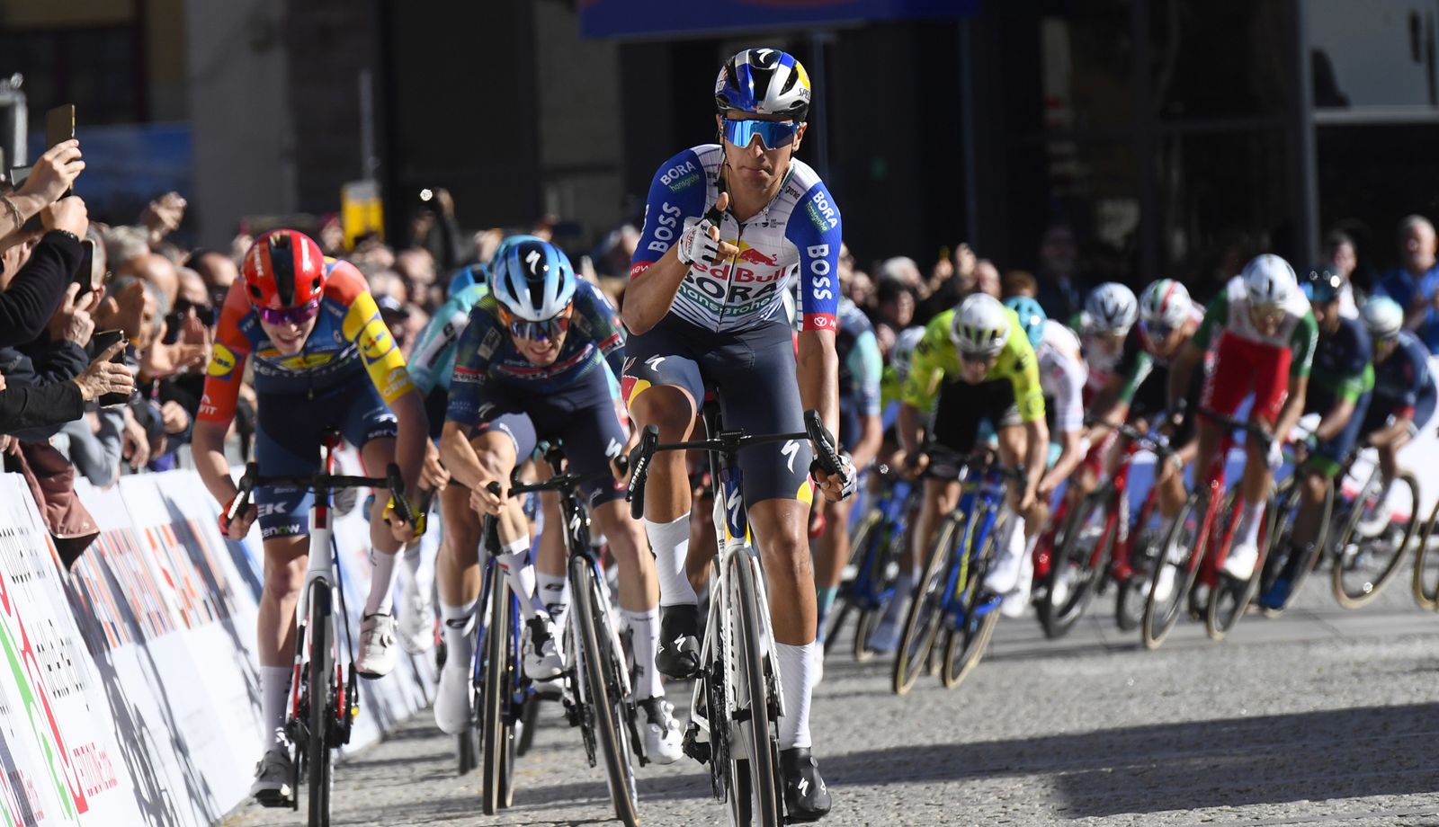 Davide Donati se impone en la 2ª etapa del Giro de Cerdeña