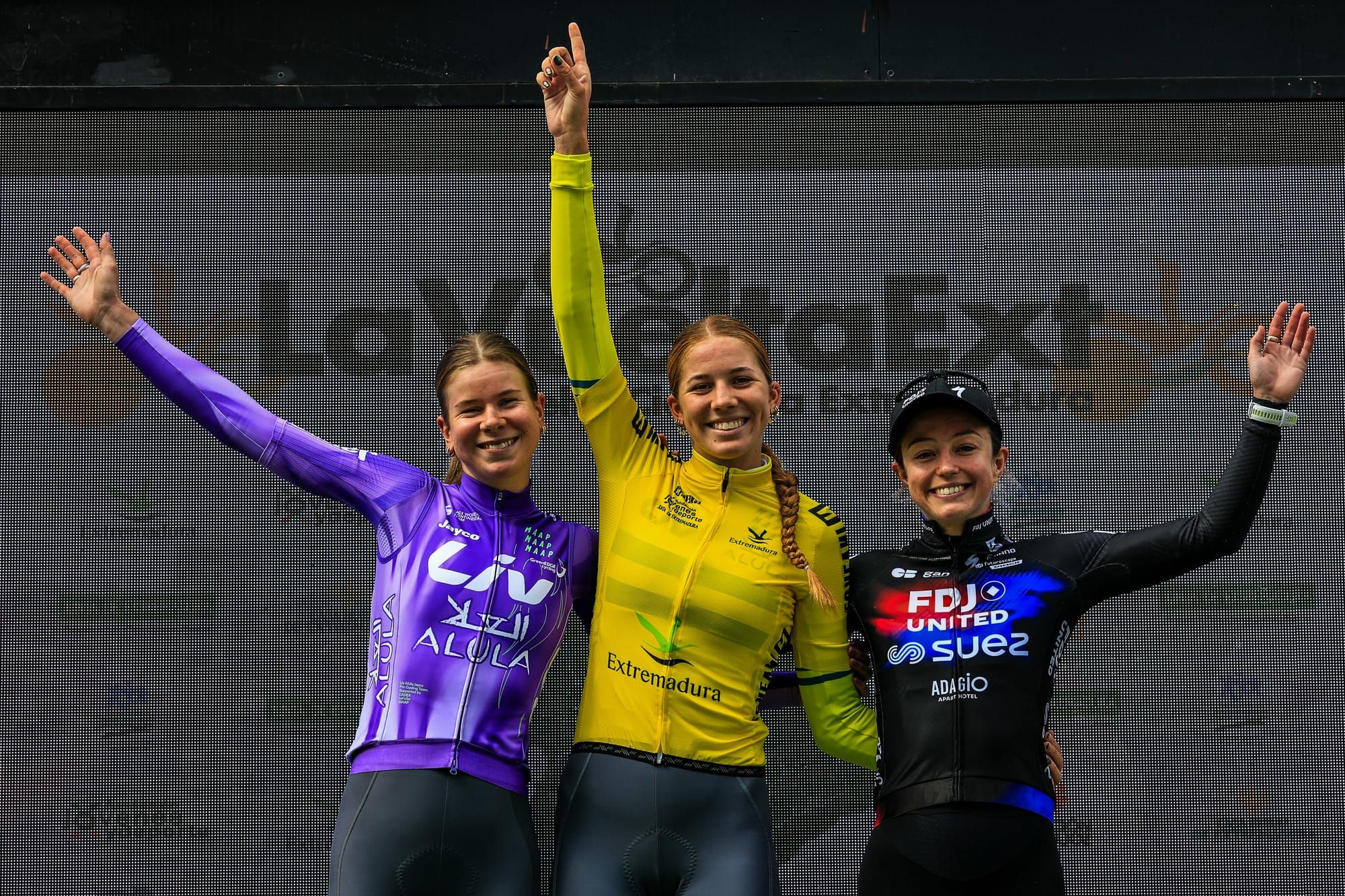 Mackenzie Coupland conquista la Vuelta a Extremadura femenina