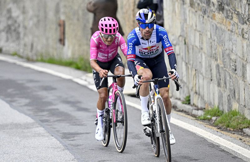 Roglic y Cepeda en la primera subida a Superga