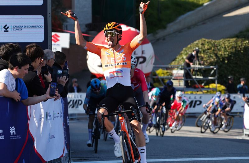 Axel Laurance celebrando su victoria Axel Laurance celebrando su victoria