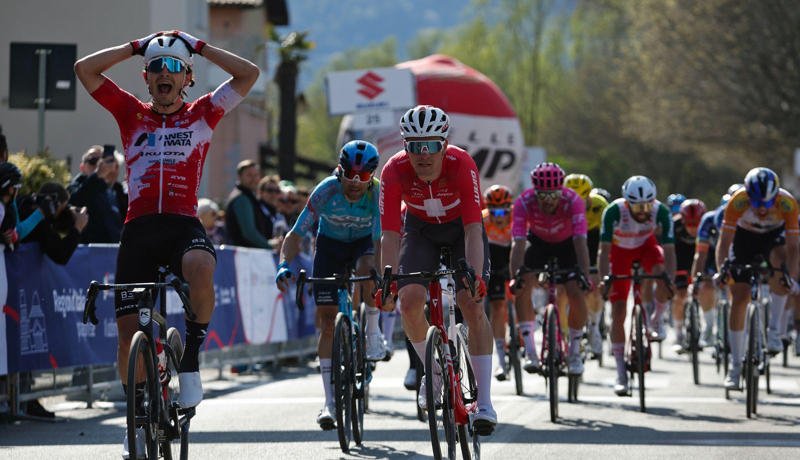 Tommaso Dati gana la 3ª etapa y Mauro Schmid es el nuevo líder