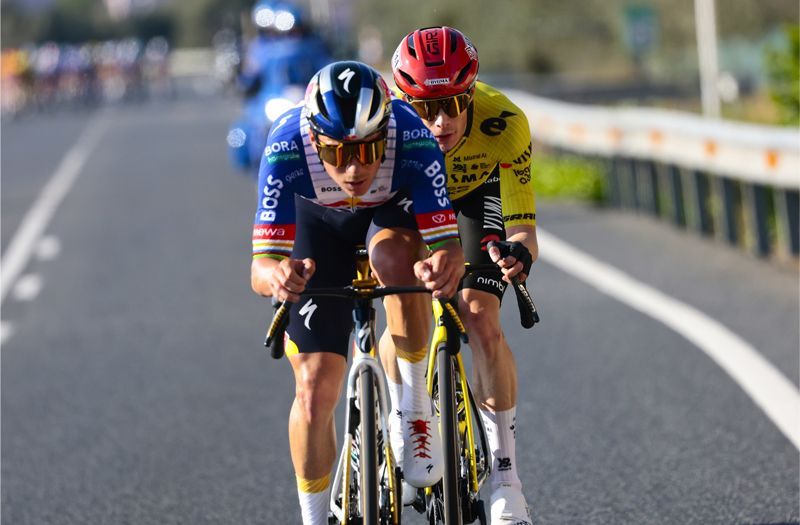 Evenepoel y Vingegaard en su fuga camino de Vila seca