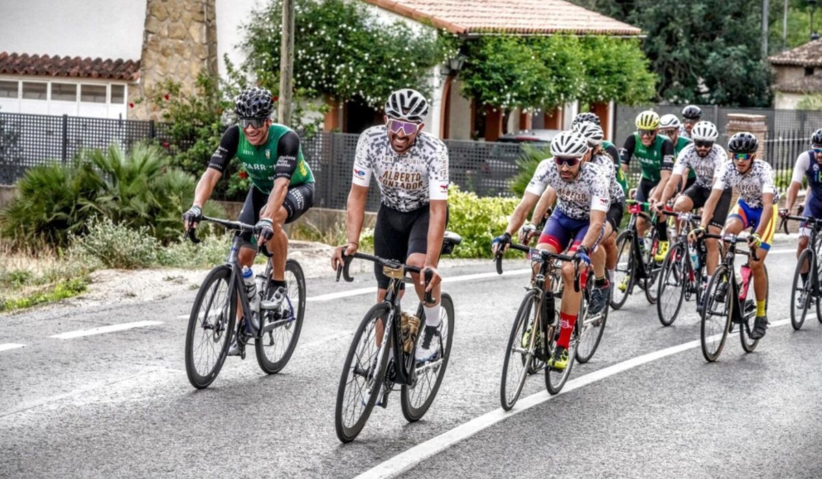 Alberto Contador en su marcha cicloturista