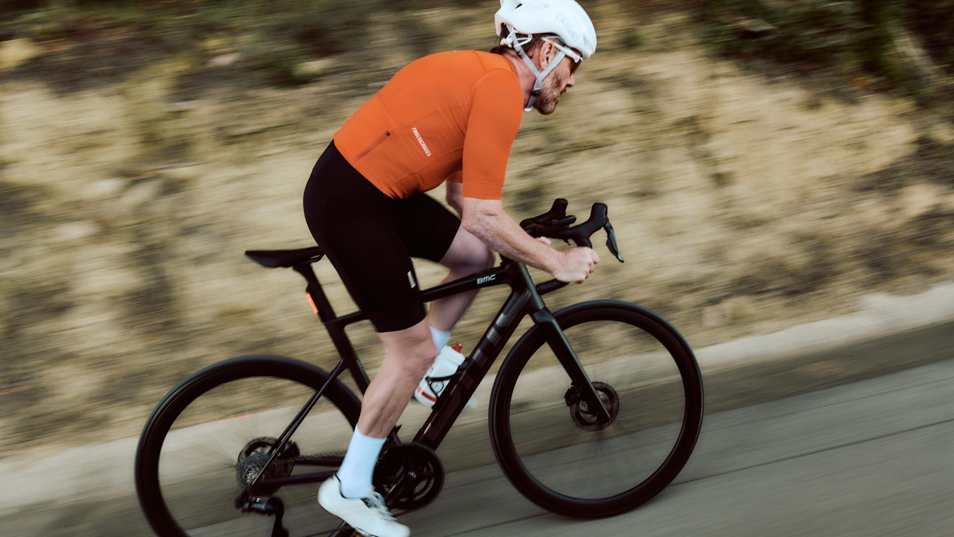 BMC presenta la nueva Teammachine 01 AMP