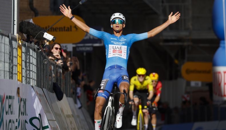 sprintcyclingagency 9138213 1 originali 2 790x454