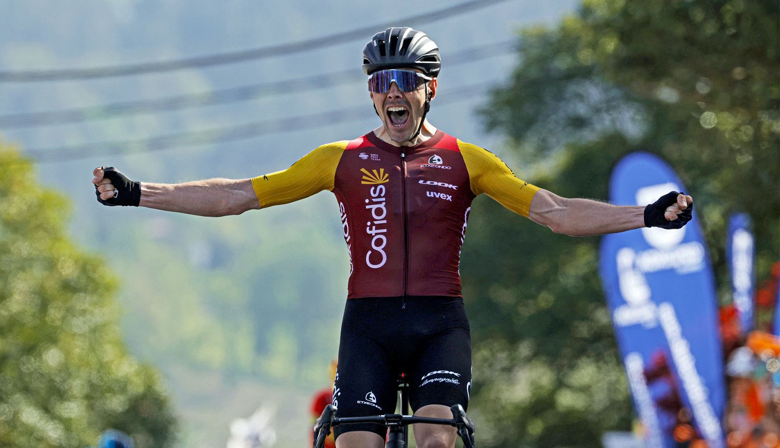 Alex Aranburu remata la fuga en Galdakao