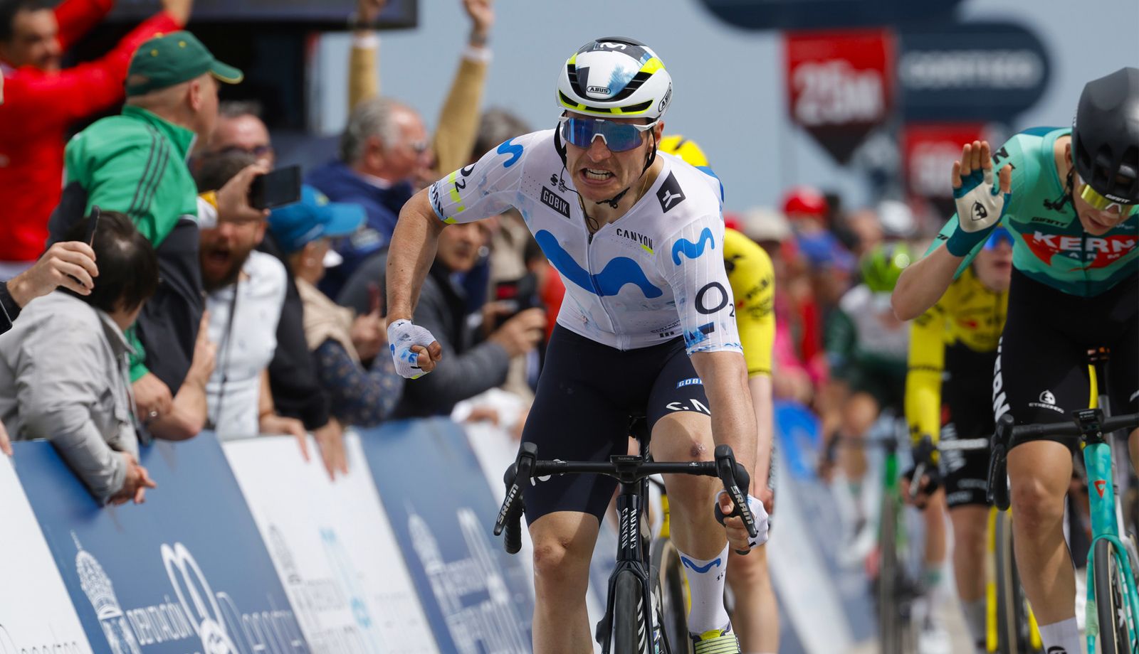 Carlos Canal estrena su palmarés profesional en la 2ª etapa de O Gran Camiño