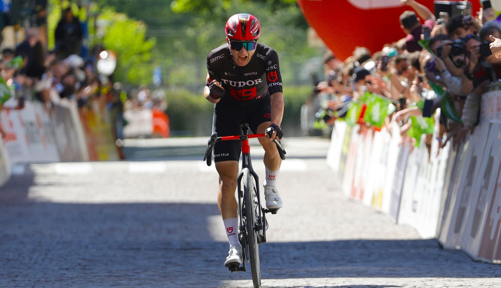 Lennart Jasch, imponente presentación en sociedad en el Tour de los Alpes