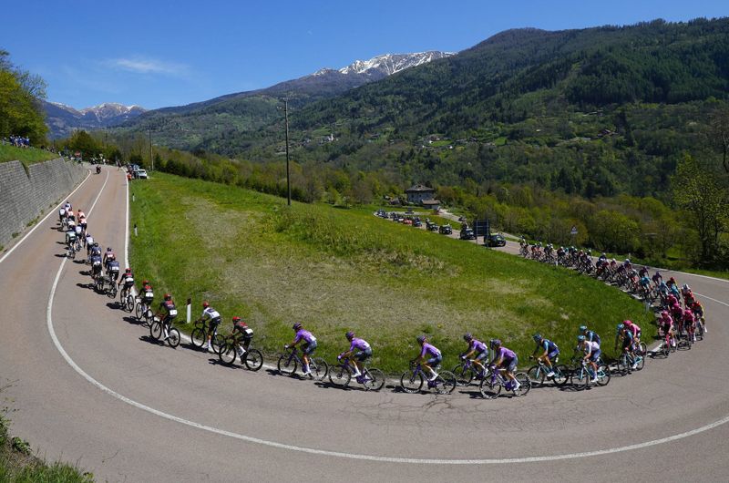 Tour de los Alpes