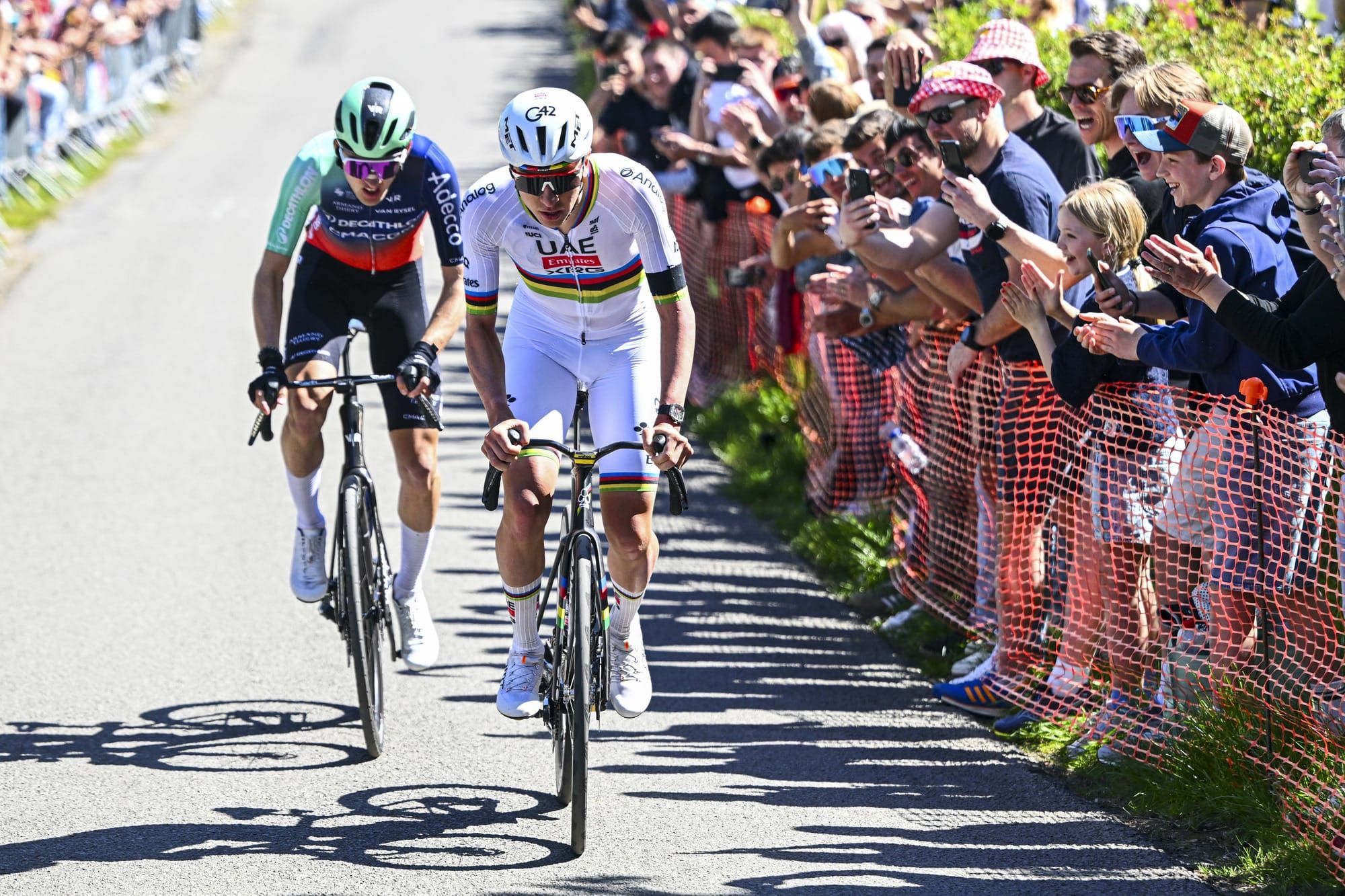 Pogacar acabó soltando a Seixas camino de Lieja