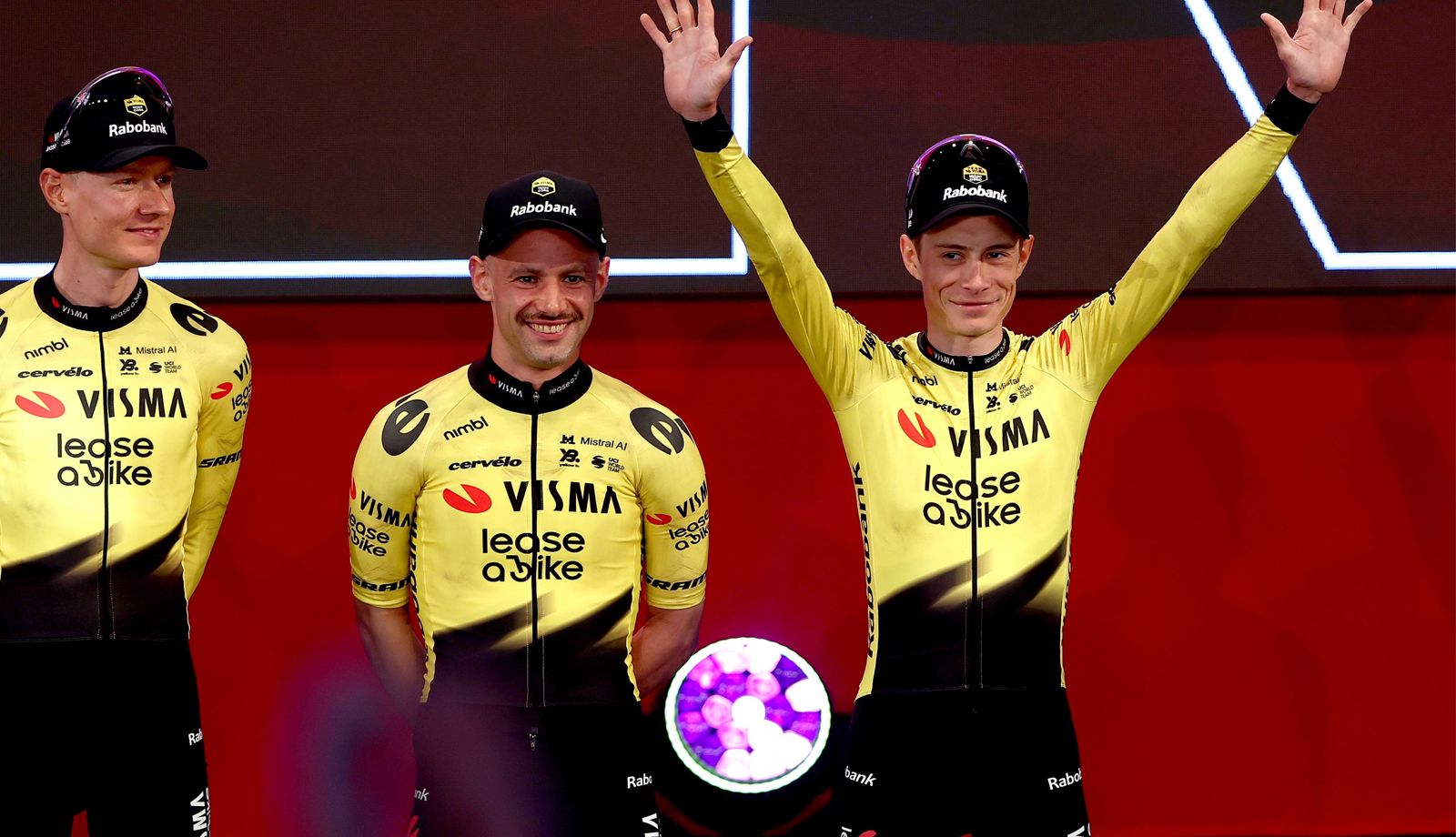 Jonas Vingegaard en la presentación de equipos del Giro que tuvo lugar en la tarde de ayer.