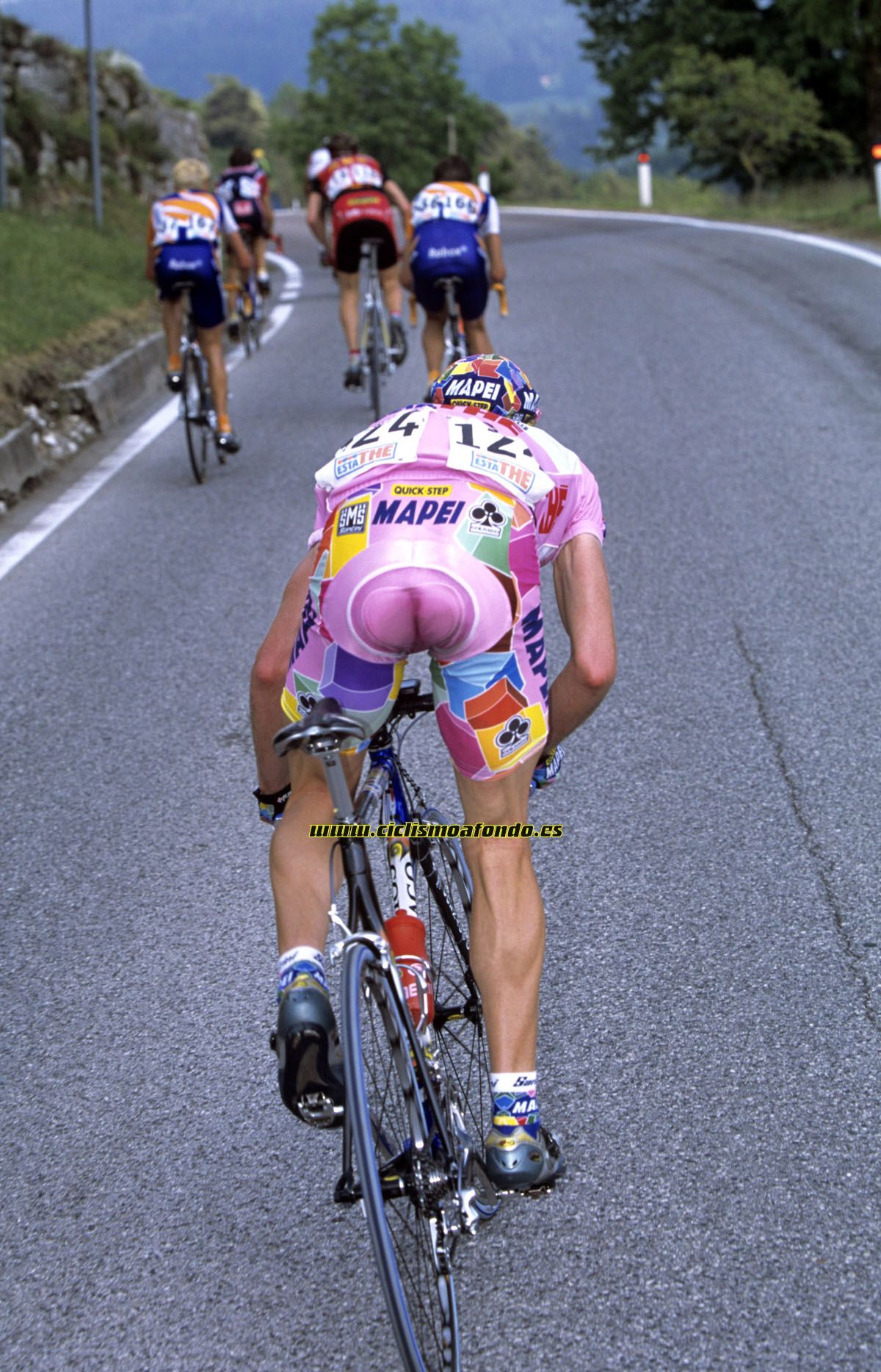 Homenaje a Cadel Evans