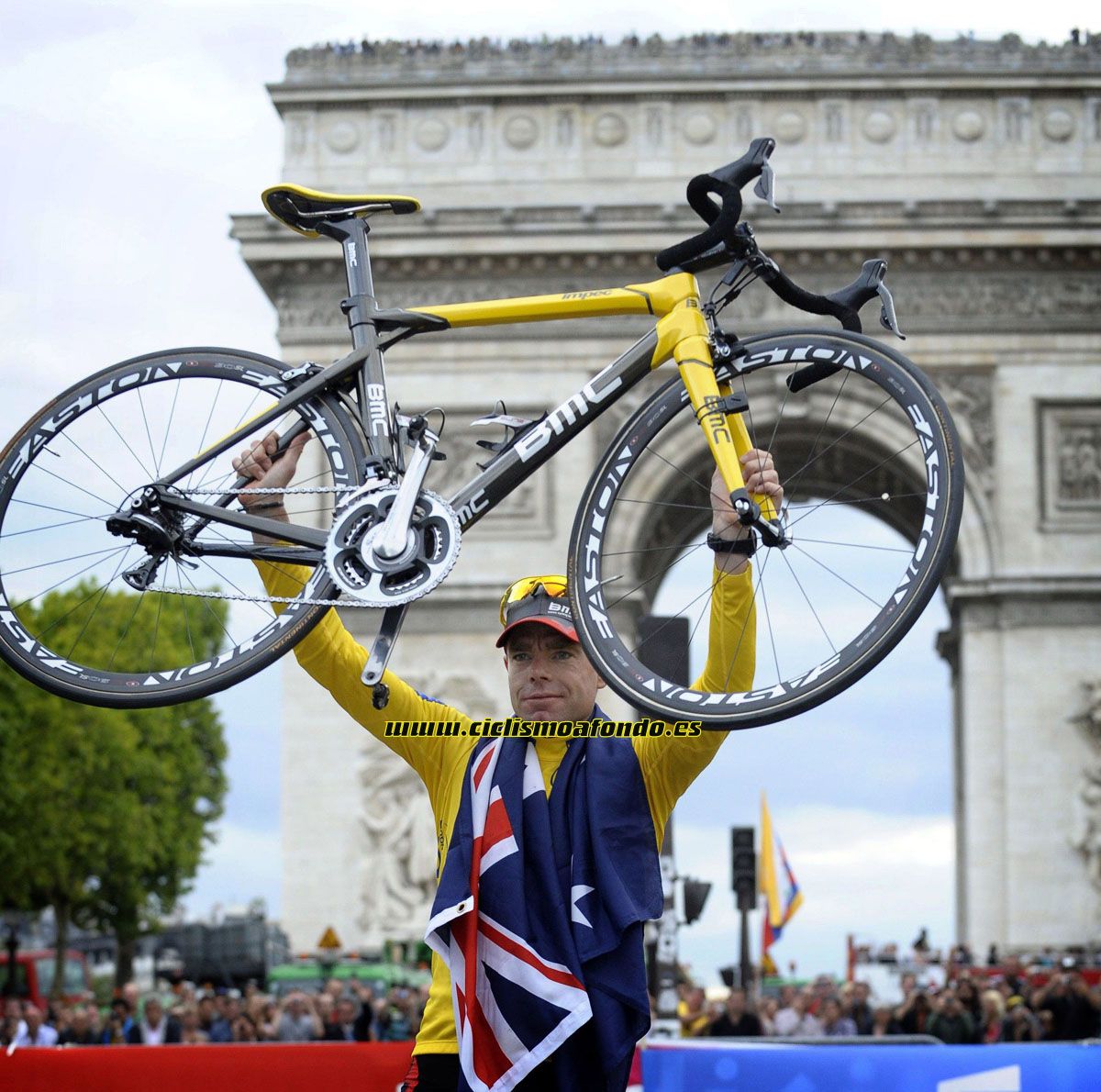 Homenaje a Cadel Evans