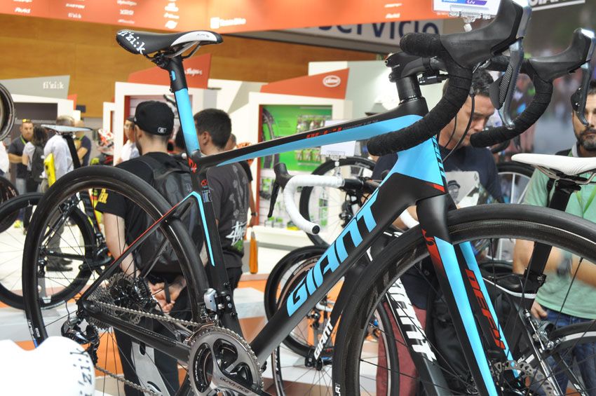 Novedades 2015 - Giant