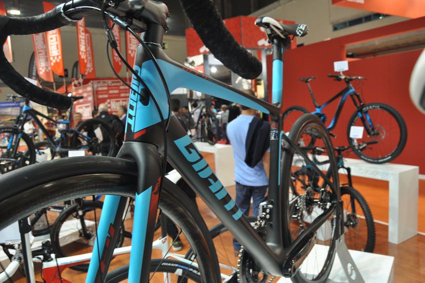 Novedades 2015 - Giant