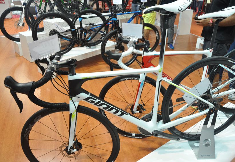 Novedades 2015 - Giant