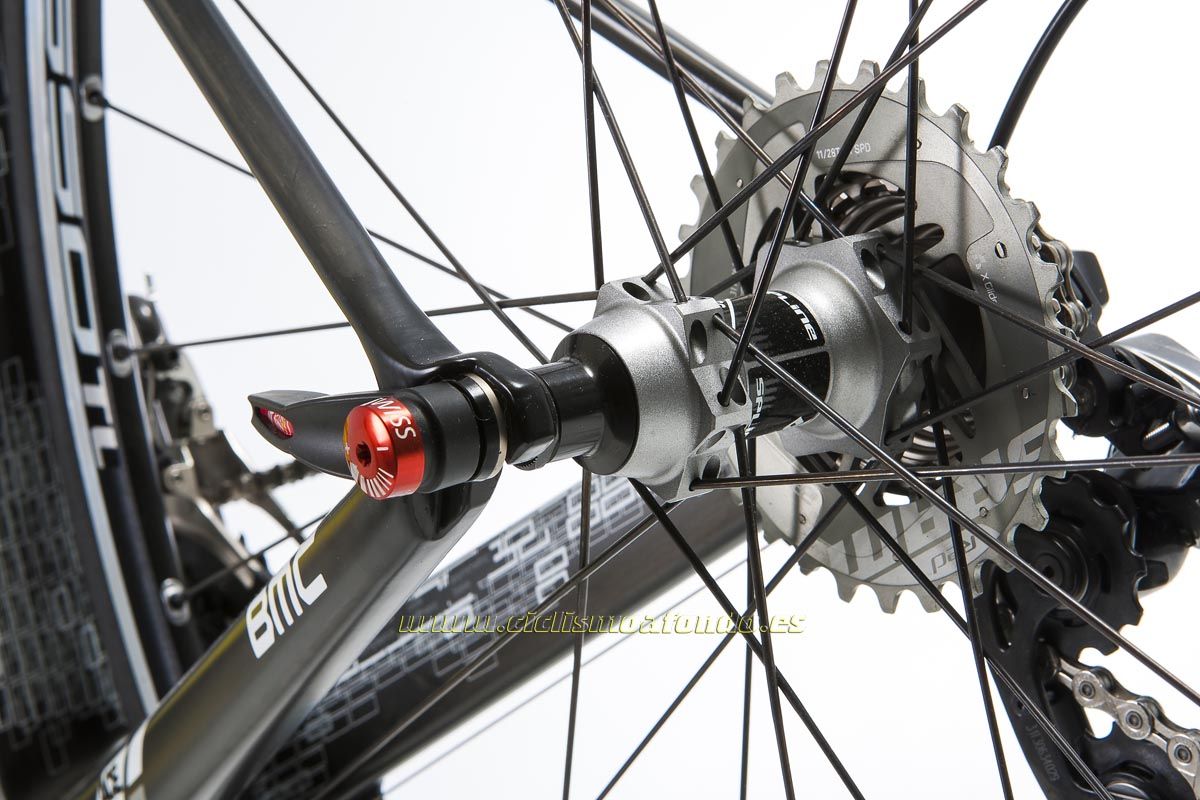 BMC TeamMachine SLR01