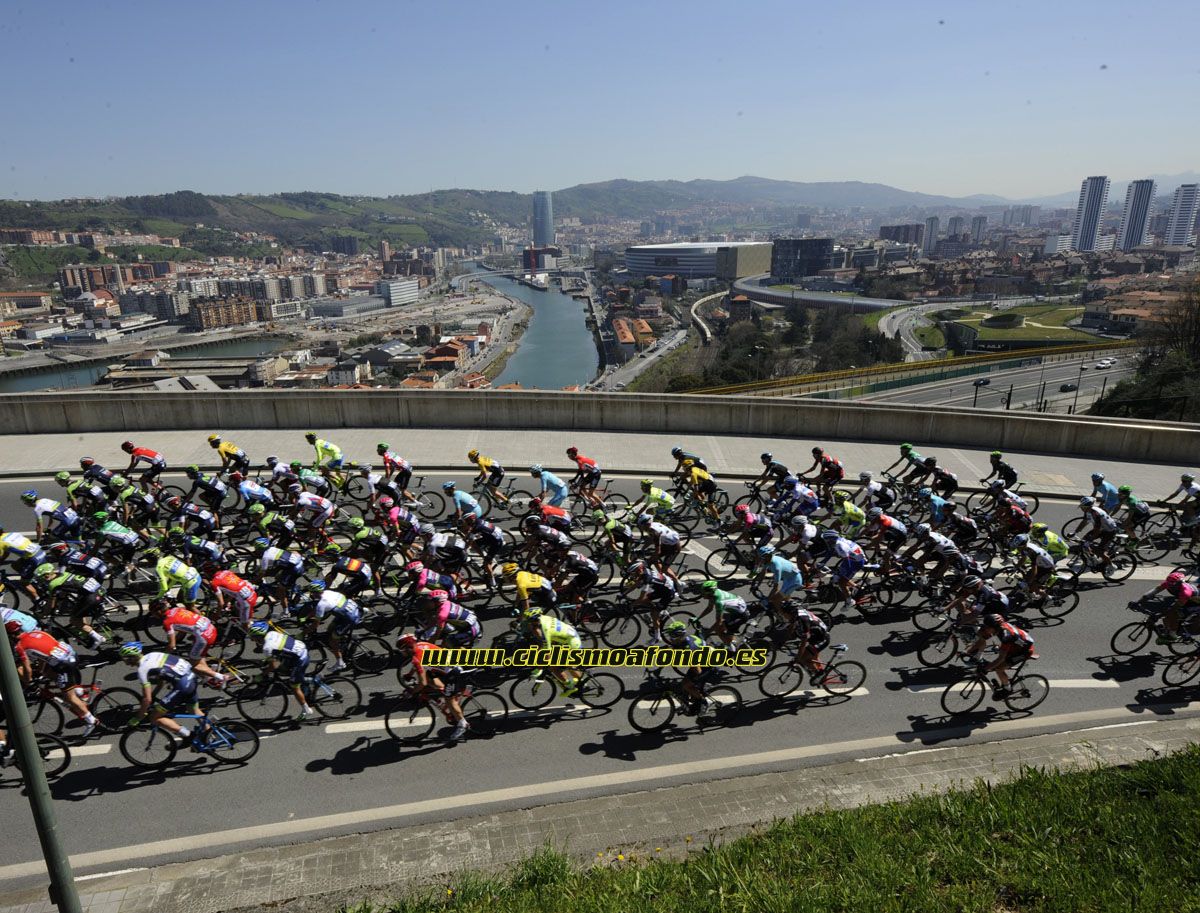 Mejores imágenes de la Vuelta al País Vasco 2015