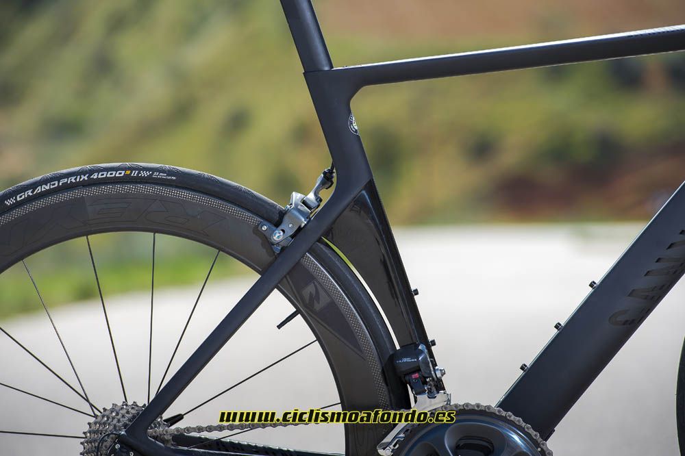 Prueba: Canyon Aeroad CF SLX