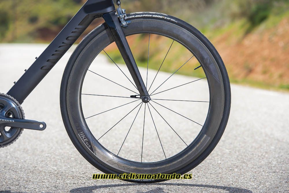 Prueba: Canyon Aeroad CF SLX