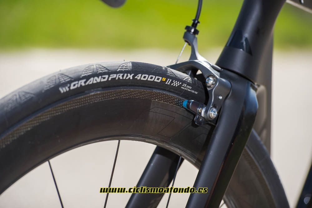 Prueba: Canyon Aeroad CF SLX