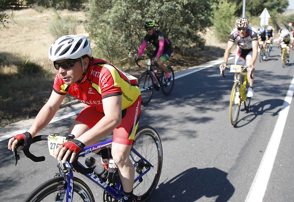 I Marcha Cicloturista Pedalea contra el cáncer (II)