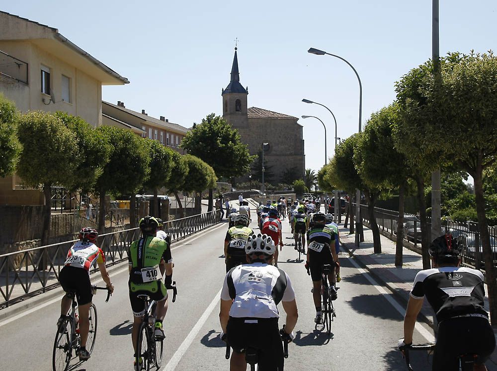I Marcha Cicloturista Pedalea contra el cáncer (II)