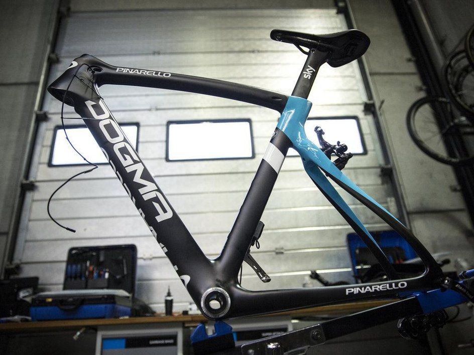 La nueva Pinarello Dogma F8 del Team Sky