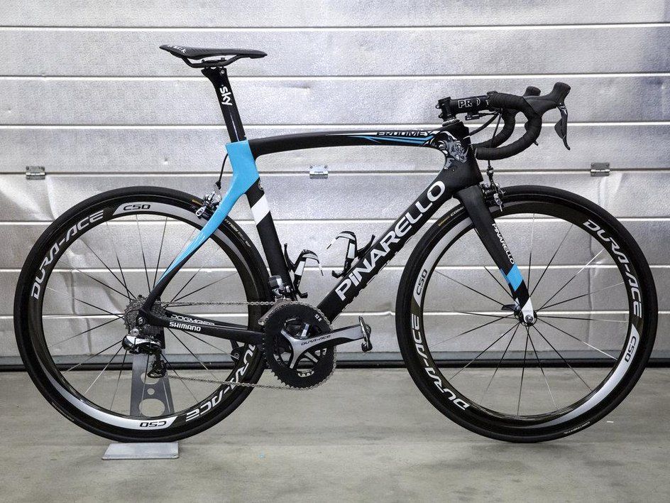 La nueva Pinarello Dogma F8 del Team Sky