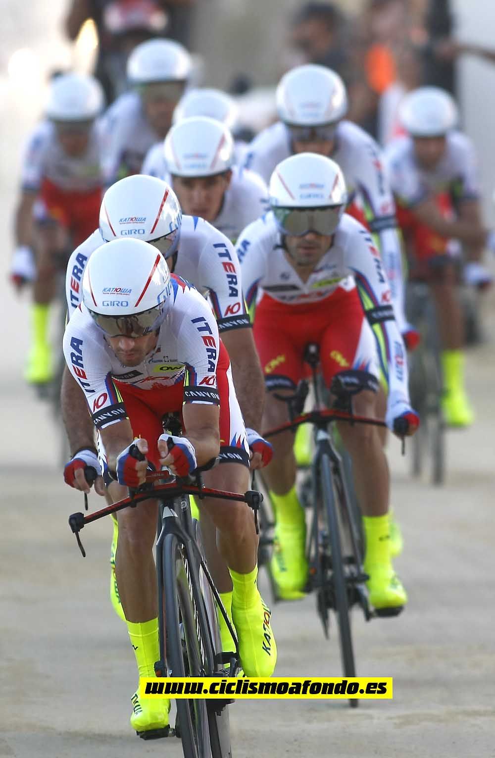 Mejores imágenes de la Vuelta a España 2015 / Etapa 1 / Puerto Banús - Marbella