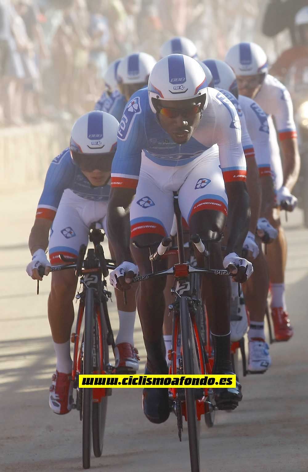 Mejores imágenes de la Vuelta a España 2015 / Etapa 1 / Puerto Banús - Marbella
